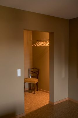 Eça Agora Guest House in Vila do Conde | The Capital bedroom: closet