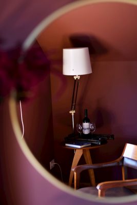 eca-agora-guest-house-vila-do-conde-the-relic-room-king-sized-bed-bathroom-small-meating-area-slider-13